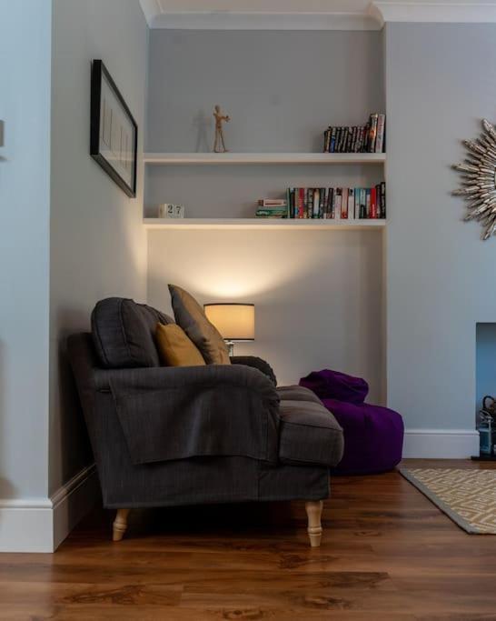 A Beautiful And Stylish 2 Bed Flat Close To Beach 본머스 외부 사진