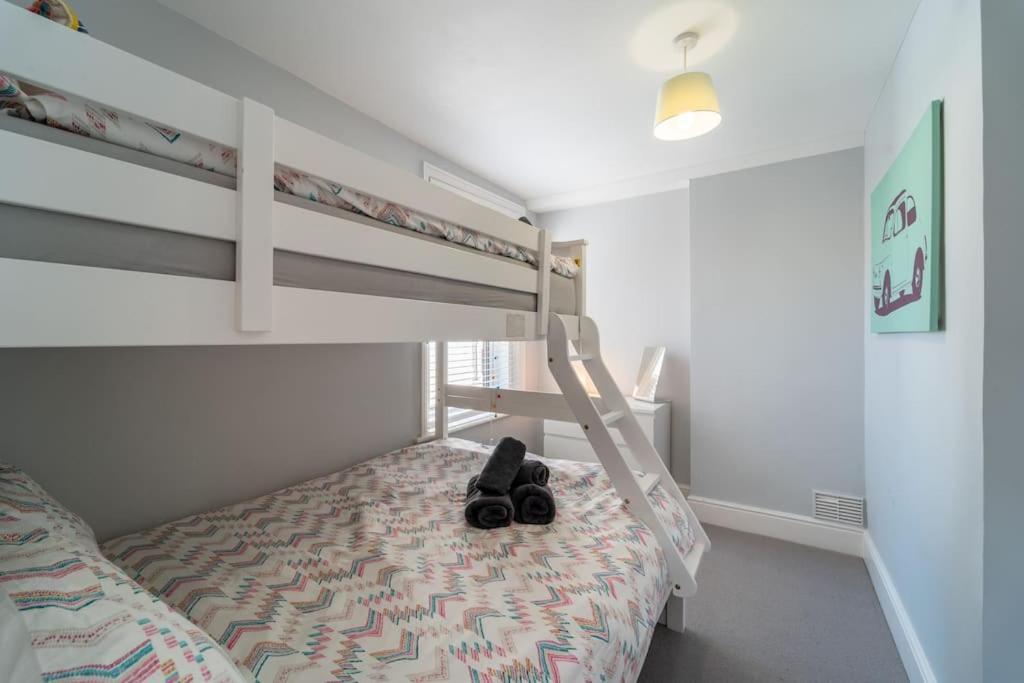 A Beautiful And Stylish 2 Bed Flat Close To Beach 본머스 외부 사진